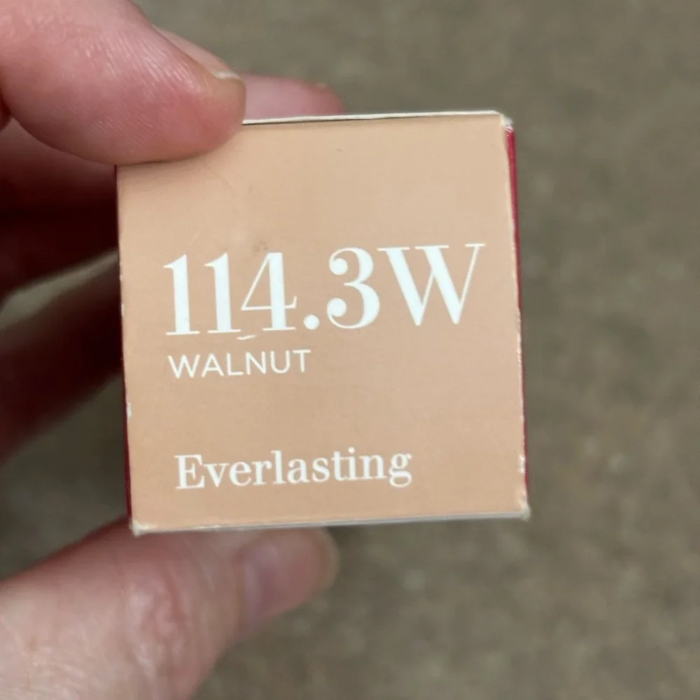 Clarins Everlasting Foundation - Walnut